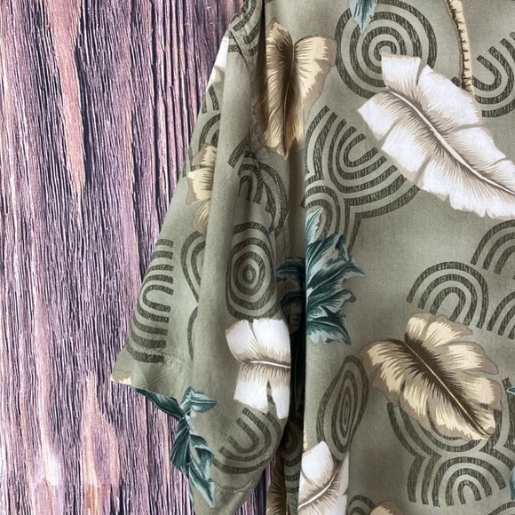 Men’s Pierre Cardin Green & Tan Tropical Pattern Button Down Shirt- Size Lg - Picture 5 of 9